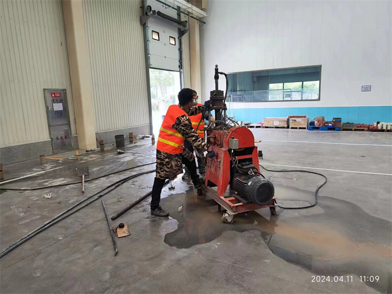 建平厂房地面下沉塌陷注浆加固施工